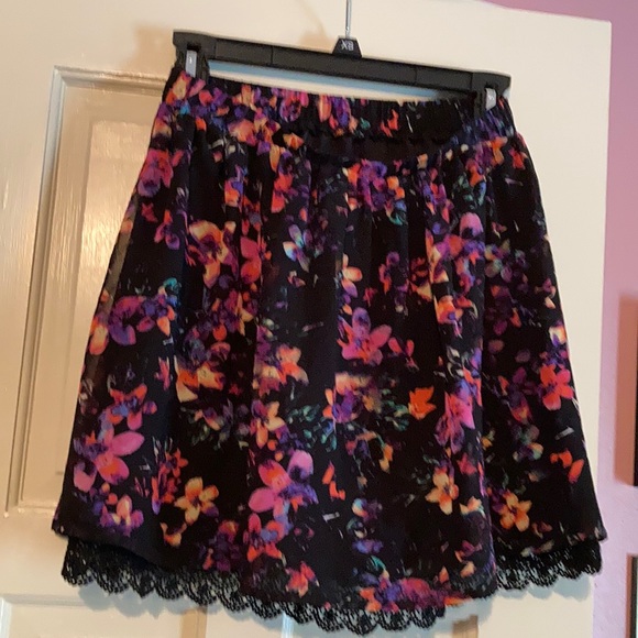 Decree Dresses & Skirts - Decree Floral Skirt